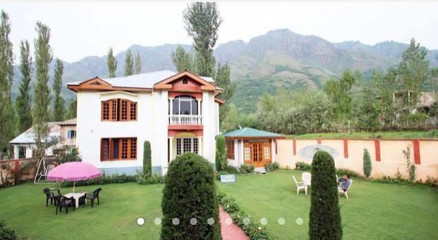 Asif Guest House Srīnagar Екстериор снимка