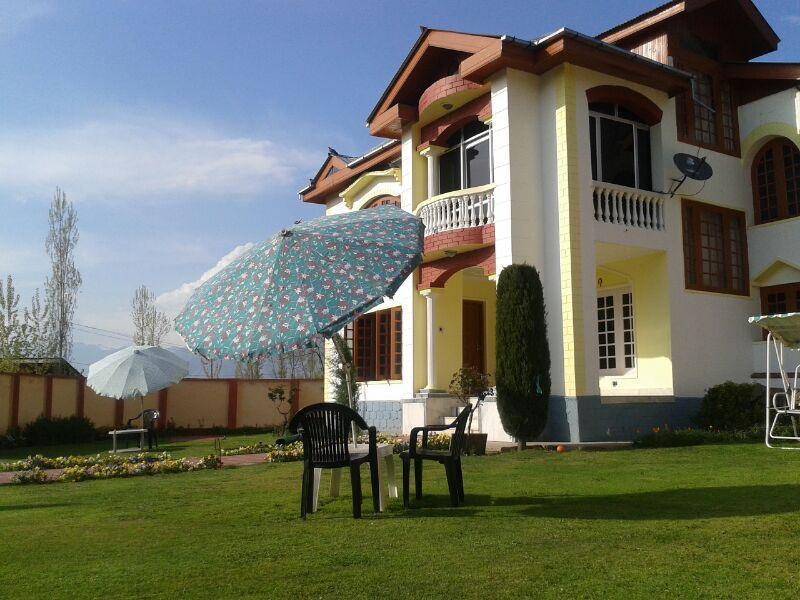 Asif Guest House Srīnagar Екстериор снимка